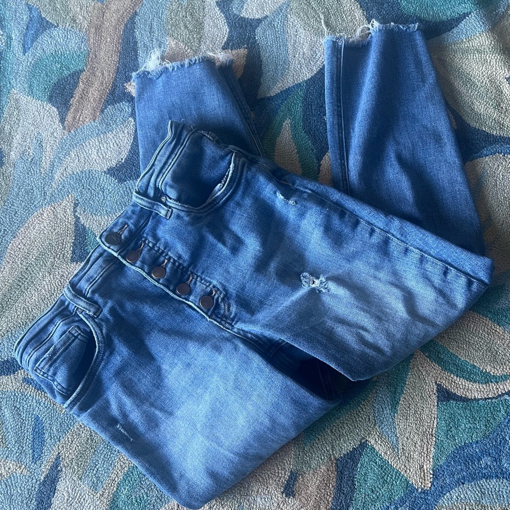 Kut from the Kloth Blue Ankle Cropped Jeans size 10